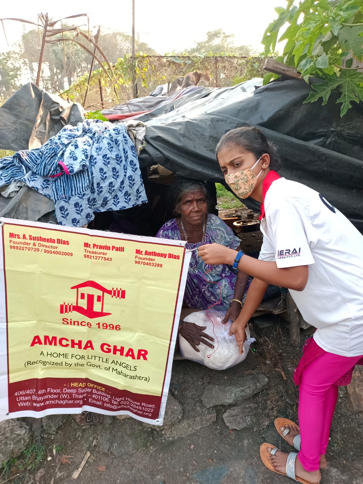 Monatliche Hilfe für Migranten in der Nähe